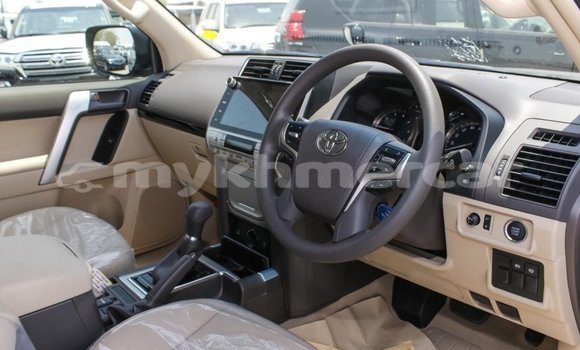 Buy New Toyota Prado Black Car in Amleang in Kampong Speu Province Buy New Toyota Prado Black Car in Amleang in Kampong Speu Province