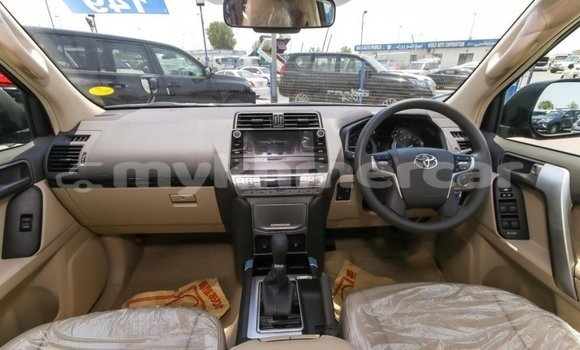 Buy New Toyota Prado Black Car in Amleang in Kampong Speu Province Buy New Toyota Prado Black Car in Amleang in Kampong Speu Province