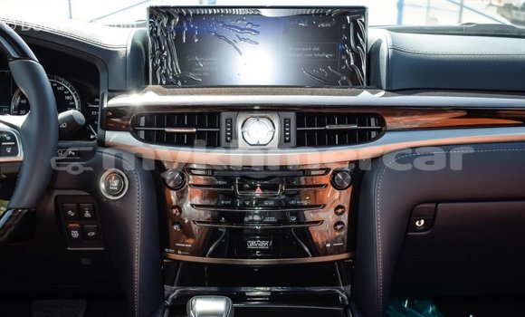 Acheter Import Voiture Lexus LX Blanc à Import - Dubai, Kampot Province Acheter Import Voiture Lexus LX Blanc à Import - Dubai, Kampot Province