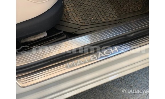 Acheter Import Voiture Mercedes-Benz 190 (W201) Blanc à Import - Dubai, Kampot Province Acheter Import Voiture Mercedes-Benz 190 (W201) Blanc à Import - Dubai, Kampot Province