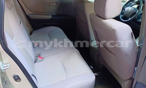 Buy Used Toyota Highlander Silver Car in Phnom Penh in Phnom Penh Buy Used Toyota Highlander Silver Car in Phnom Penh in Phnom Penh