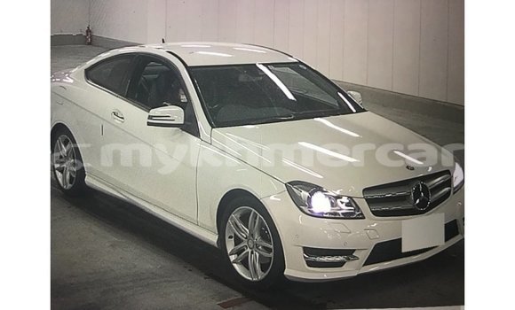 ទិញ នាំចូល Mercedes-Benz 190 (W201) White ឡាន} ក្នុង Import - Dubai ក្នុង Kampot Province ទិញ នាំចូល Mercedes-Benz 190 (W201) White ឡាន} ក្នុង Import - Dubai ក្នុង Kampot Province