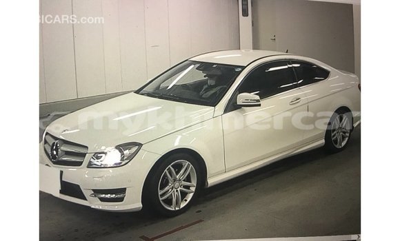 ទិញ នាំចូល Mercedes-Benz 190 (W201) White ឡាន} ក្នុង Import - Dubai ក្នុង Kampot Province ទិញ នាំចូល Mercedes-Benz 190 (W201) White ឡាន} ក្នុង Import - Dubai ក្នុង Kampot Province