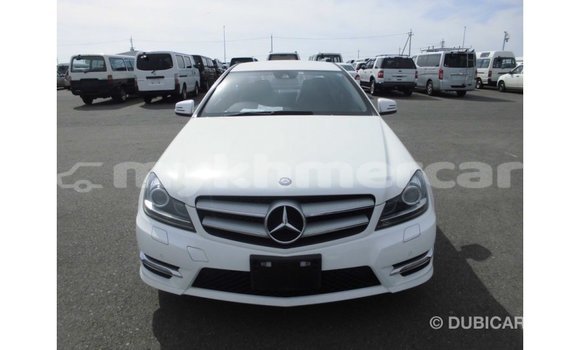 ទិញ នាំចូល Mercedes-Benz 190 (W201) White ឡាន} ក្នុង Import - Dubai ក្នុង Kampot Province ទិញ នាំចូល Mercedes-Benz 190 (W201) White ឡាន} ក្នុង Import - Dubai ក្នុង Kampot Province