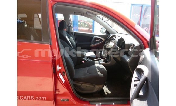 Acheter Import Utilitaire Toyota HiAce Rouge à Import - Dubai, Kampot Province Acheter Import Utilitaire Toyota HiAce Rouge à Import - Dubai, Kampot Province