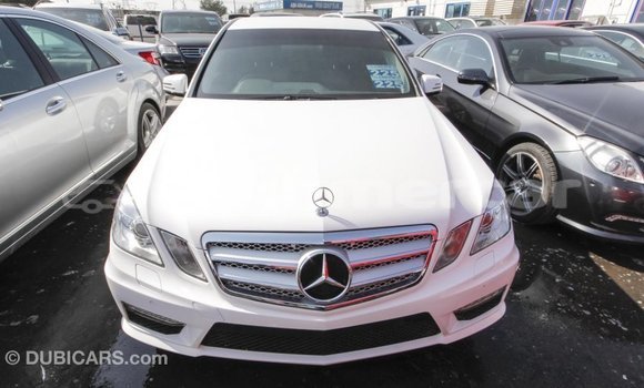 Buy Import Mercedes-Benz 200 White Car in Import - Dubai in Kampot Province Buy Import Mercedes-Benz 200 White Car in Import - Dubai in Kampot Province