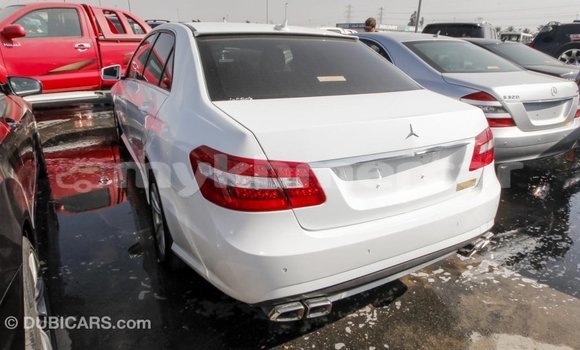 Buy Import Mercedes-Benz 200 White Car in Import - Dubai in Kampot Province Buy Import Mercedes-Benz 200 White Car in Import - Dubai in Kampot Province