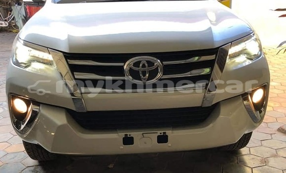 Buy Used Toyota Fortuner White Car in Phnom Penh in Phnom Penh