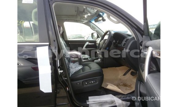 Buy Import Toyota Land Cruiser Black Car in Import - Dubai in Kampot Province Buy Import Toyota Land Cruiser Black Car in Import - Dubai in Kampot Province