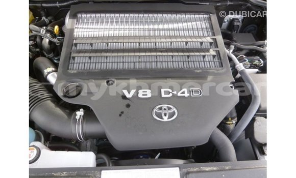 Buy Import Toyota Land Cruiser Black Car in Import - Dubai in Kampot Province Buy Import Toyota Land Cruiser Black Car in Import - Dubai in Kampot Province