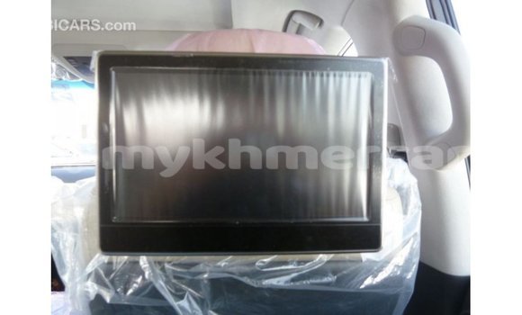 Acheter Import Voiture Toyota Land Cruiser Noir à Import - Dubai, Kampot Province Acheter Import Voiture Toyota Land Cruiser Noir à Import - Dubai, Kampot Province