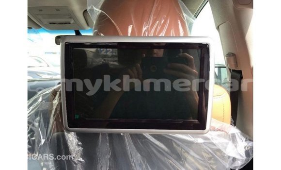 Acheter Import Voiture Toyota Land Cruiser Noir à Import - Dubai, Kampot Province Acheter Import Voiture Toyota Land Cruiser Noir à Import - Dubai, Kampot Province