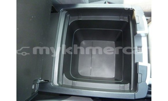 Acheter Import Voiture Toyota Land Cruiser Noir à Import - Dubai, Kampot Province Acheter Import Voiture Toyota Land Cruiser Noir à Import - Dubai, Kampot Province