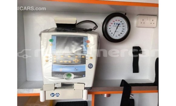 ទិញ នាំចូល Toyota Hiace White ឡាន} ក្នុង Import - Dubai ក្នុង Kampot Province ទិញ នាំចូល Toyota Hiace White ឡាន} ក្នុង Import - Dubai ក្នុង Kampot Province