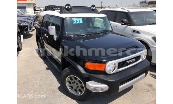 Acheter Import Voiture Toyota FJ Cruiser Noir à Import - Dubai, Kampot Province Acheter Import Voiture Toyota FJ Cruiser Noir à Import - Dubai, Kampot Province
