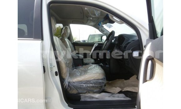 ទិញ នាំចូល Toyota Prado White ឡាន} ក្នុង Import - Dubai ក្នុង Kampot Province ទិញ នាំចូល Toyota Prado White ឡាន} ក្នុង Import - Dubai ក្នុង Kampot Province