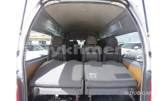 Acheter Import Voiture Toyota Hiace Autre à Import - Dubai, Kampot Province Acheter Import Voiture Toyota Hiace Autre à Import - Dubai, Kampot Province