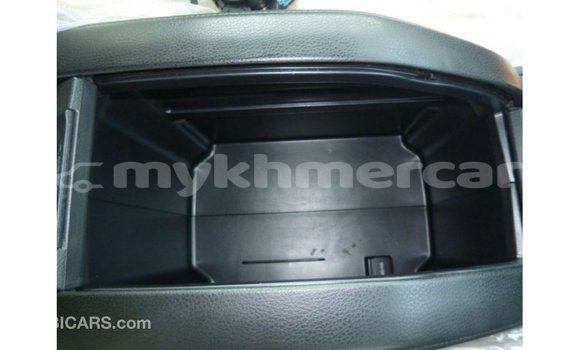 ទិញ នាំចូល Toyota Kluger White ឡាន} ក្នុង Import - Dubai ក្នុង Kampot Province ទិញ នាំចូល Toyota Kluger White ឡាន} ក្នុង Import - Dubai ក្នុង Kampot Province