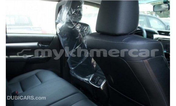 Acheter Import Voiture Toyota Hilux Autre à Import - Dubai, Kampot Province Acheter Import Voiture Toyota Hilux Autre à Import - Dubai, Kampot Province