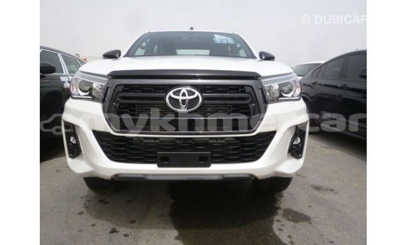 ទិញ នាំចូល Toyota Hilux White ឡាន} ក្នុង Import - Dubai ក្នុង Kampot Province ទិញ នាំចូល Toyota Hilux White ឡាន} ក្នុង Import - Dubai ក្នុង Kampot Province