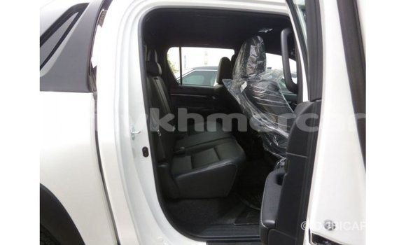 ទិញ នាំចូល Toyota Hilux White ឡាន} ក្នុង Import - Dubai ក្នុង Kampot Province ទិញ នាំចូល Toyota Hilux White ឡាន} ក្នុង Import - Dubai ក្នុង Kampot Province