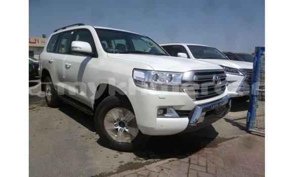 Buy Import Toyota Land Cruiser White Car in Import - Dubai in Kampot Province Buy Import Toyota Land Cruiser White Car in Import - Dubai in Kampot Province
