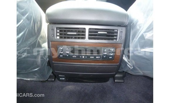 ទិញ នាំចូល Toyota Land Cruiser White ឡាន} ក្នុង Import - Dubai ក្នុង Kampot Province ទិញ នាំចូល Toyota Land Cruiser White ឡាន} ក្នុង Import - Dubai ក្នុង Kampot Province