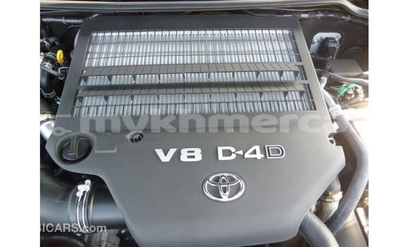 ទិញ នាំចូល Toyota Land Cruiser Black ឡាន} ក្នុង Import - Dubai ក្នុង Kampot Province ទិញ នាំចូល Toyota Land Cruiser Black ឡាន} ក្នុង Import - Dubai ក្នុង Kampot Province