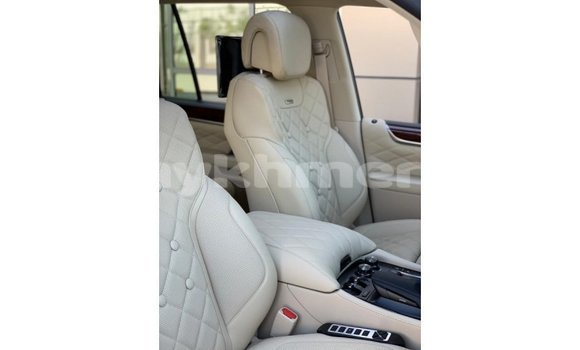 Acheter Import Voiture Lexus LX Beige à Import - Dubai, Kampot Province Acheter Import Voiture Lexus LX Beige à Import - Dubai, Kampot Province