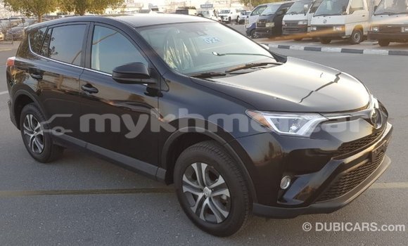 Acheter Import Utilitaire Toyota HiAce Noir à Import - Dubai, Kampot Province Acheter Import Utilitaire Toyota HiAce Noir à Import - Dubai, Kampot Province