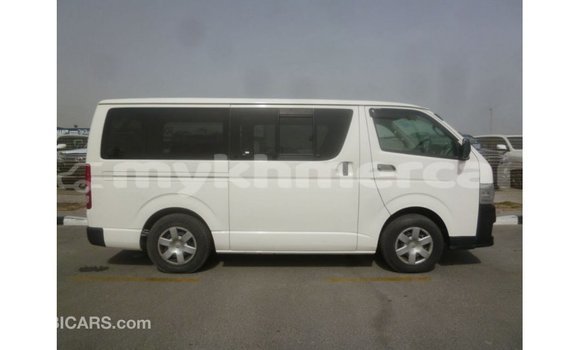 ទិញ នាំចូល Toyota Hiace White ឡាន} ក្នុង Import - Dubai ក្នុង Kampot Province ទិញ នាំចូល Toyota Hiace White ឡាន} ក្នុង Import - Dubai ក្នុង Kampot Province