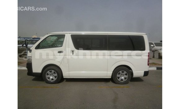 ទិញ នាំចូល Toyota Hiace White ឡាន} ក្នុង Import - Dubai ក្នុង Kampot Province ទិញ នាំចូល Toyota Hiace White ឡាន} ក្នុង Import - Dubai ក្នុង Kampot Province