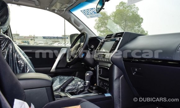 Acheter Import Voiture Toyota Prado Noir à Import - Dubai, Kampot Province Acheter Import Voiture Toyota Prado Noir à Import - Dubai, Kampot Province