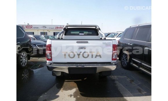 Buy Import Toyota Hilux White Car in Import - Dubai in Kampot Province Buy Import Toyota Hilux White Car in Import - Dubai in Kampot Province
