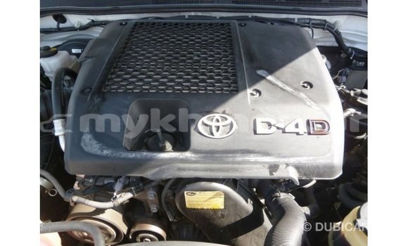 Buy Import Toyota Hilux White Car in Import - Dubai in Kampot Province Buy Import Toyota Hilux White Car in Import - Dubai in Kampot Province