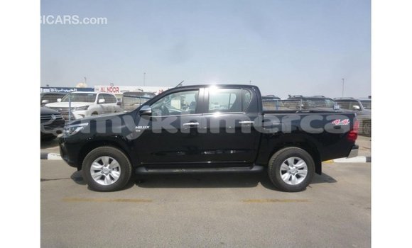 Acheter Import Voiture Toyota Hilux Noir à Import - Dubai, Kampot Province Acheter Import Voiture Toyota Hilux Noir à Import - Dubai, Kampot Province