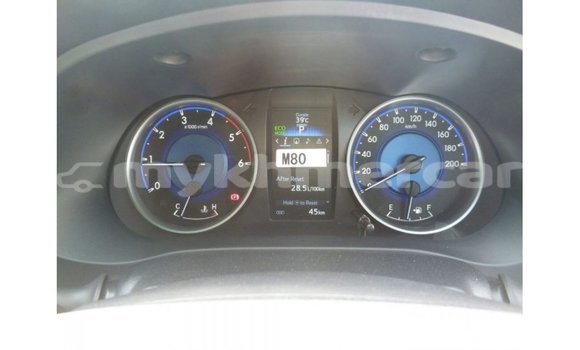 Acheter Import Voiture Toyota Hilux Noir à Import - Dubai, Kampot Province Acheter Import Voiture Toyota Hilux Noir à Import - Dubai, Kampot Province