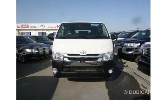 ទិញ នាំចូល Toyota Hiace White ឡាន} ក្នុង Import - Dubai ក្នុង Kampot Province ទិញ នាំចូល Toyota Hiace White ឡាន} ក្នុង Import - Dubai ក្នុង Kampot Province