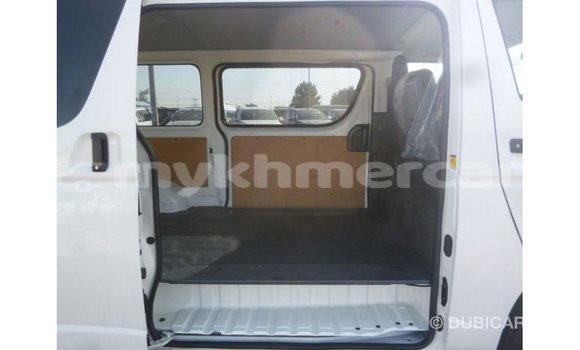 ទិញ នាំចូល Toyota Hiace White ឡាន} ក្នុង Import - Dubai ក្នុង Kampot Province ទិញ នាំចូល Toyota Hiace White ឡាន} ក្នុង Import - Dubai ក្នុង Kampot Province