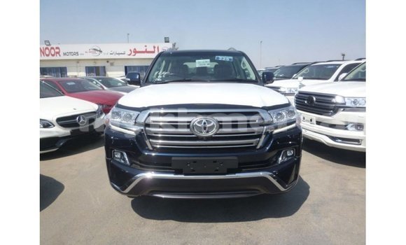 ទិញ នាំចូល Toyota Land Cruiser Blue ឡាន} ក្នុង Import - Dubai ក្នុង Kampot Province ទិញ នាំចូល Toyota Land Cruiser Blue ឡាន} ក្នុង Import - Dubai ក្នុង Kampot Province