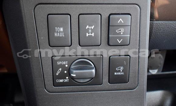 Acheter Import Voiture Toyota Sequoia Blanc à Import - Dubai, Kampot Province Acheter Import Voiture Toyota Sequoia Blanc à Import - Dubai, Kampot Province