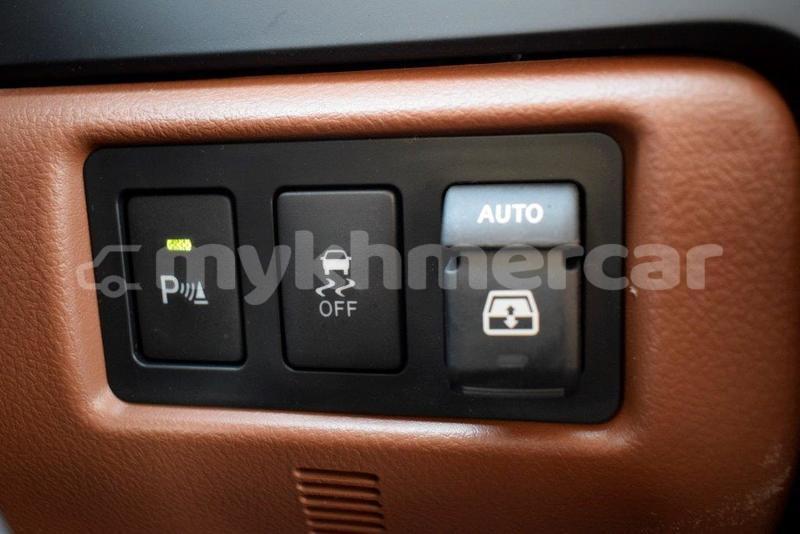 Big with watermark dsc3649