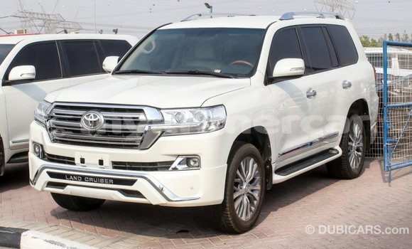 Buy Import Toyota Land Cruiser White Car in Import - Dubai in Kampot Province Buy Import Toyota Land Cruiser White Car in Import - Dubai in Kampot Province