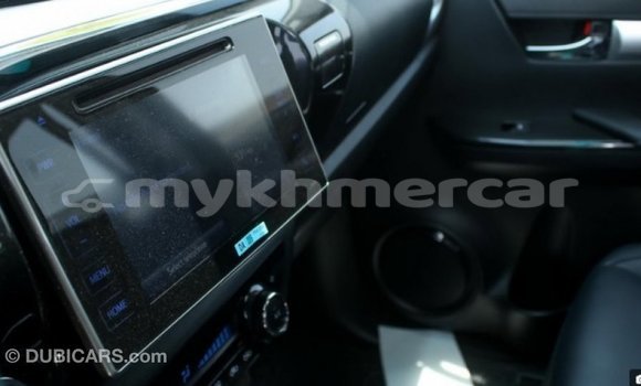 Acheter Import Voiture Toyota Hilux Autre à Import - Dubai, Kampot Province Acheter Import Voiture Toyota Hilux Autre à Import - Dubai, Kampot Province