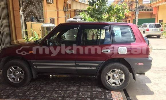 Acheter Occasion Voiture Toyota RAV4 Rouge à Phnom Penh, Phnom Penh Acheter Occasion Voiture Toyota RAV4 Rouge à Phnom Penh, Phnom Penh
