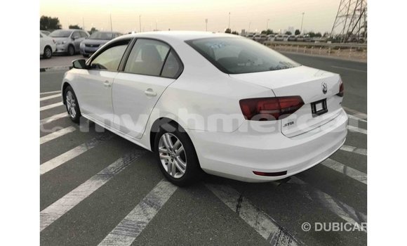 Acheter Import Voiture Volkswagen Jetta Blanc à Import - Dubai, Kampot Province Acheter Import Voiture Volkswagen Jetta Blanc à Import - Dubai, Kampot Province