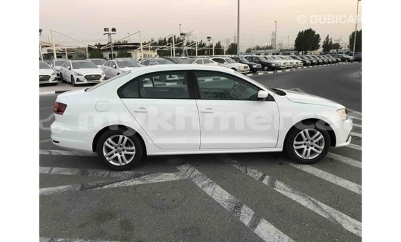 Acheter Import Voiture Volkswagen Jetta Blanc à Import - Dubai, Kampot Province Acheter Import Voiture Volkswagen Jetta Blanc à Import - Dubai, Kampot Province