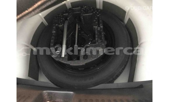 Acheter Import Voiture Volkswagen Jetta Blanc à Import - Dubai, Kampot Province Acheter Import Voiture Volkswagen Jetta Blanc à Import - Dubai, Kampot Province