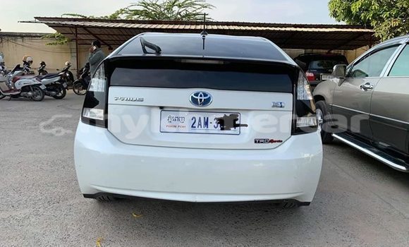 Acheter Occasion Voiture Toyota Prius Blanc à Phnom Penh, Phnom Penh Acheter Occasion Voiture Toyota Prius Blanc à Phnom Penh, Phnom Penh
