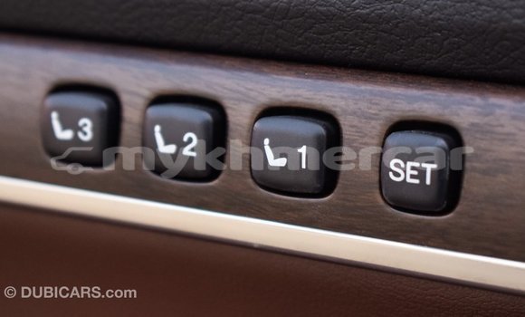 Acheter Import Voiture Toyota Land Cruiser Blanc à Import - Dubai, Kampot Province Acheter Import Voiture Toyota Land Cruiser Blanc à Import - Dubai, Kampot Province